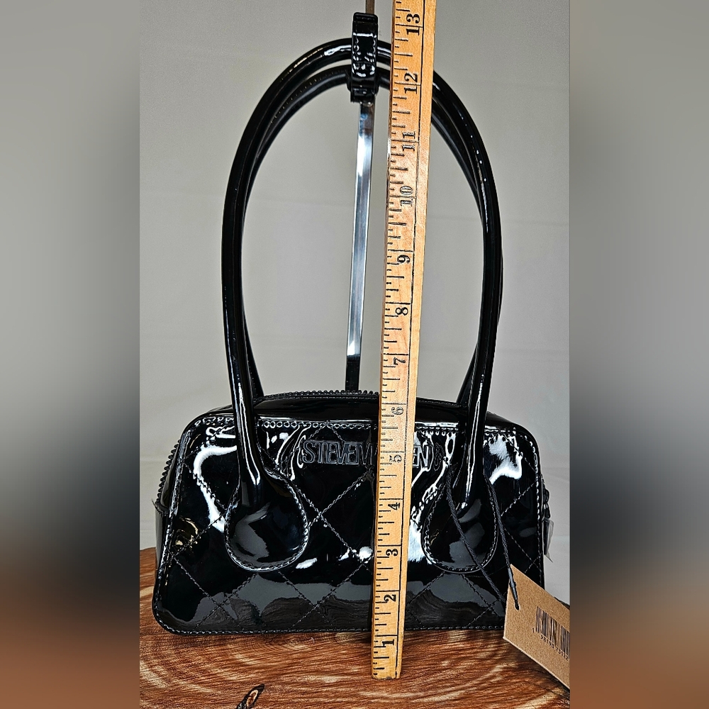 NWT Steve Madden Quilted Patent Leather Shoulder Bag - Picture 10 of 11